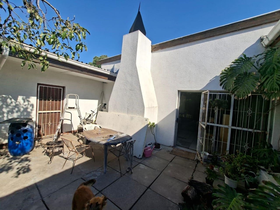 3 Bedroom Property for Sale in Mabille Park Western Cape